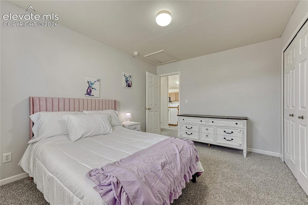 Image 17 of 44: Bedroom