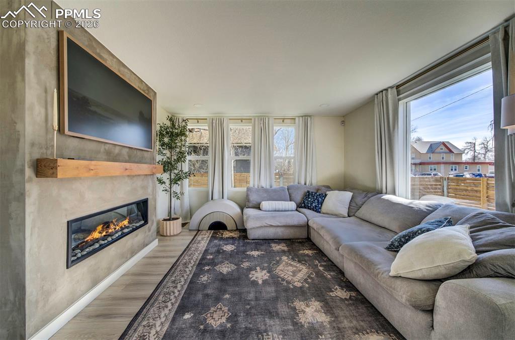 Image 4 of 47: Living Room