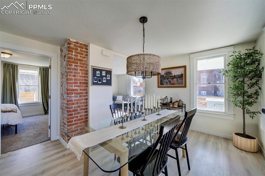 Image 6 of 47: Dining Area