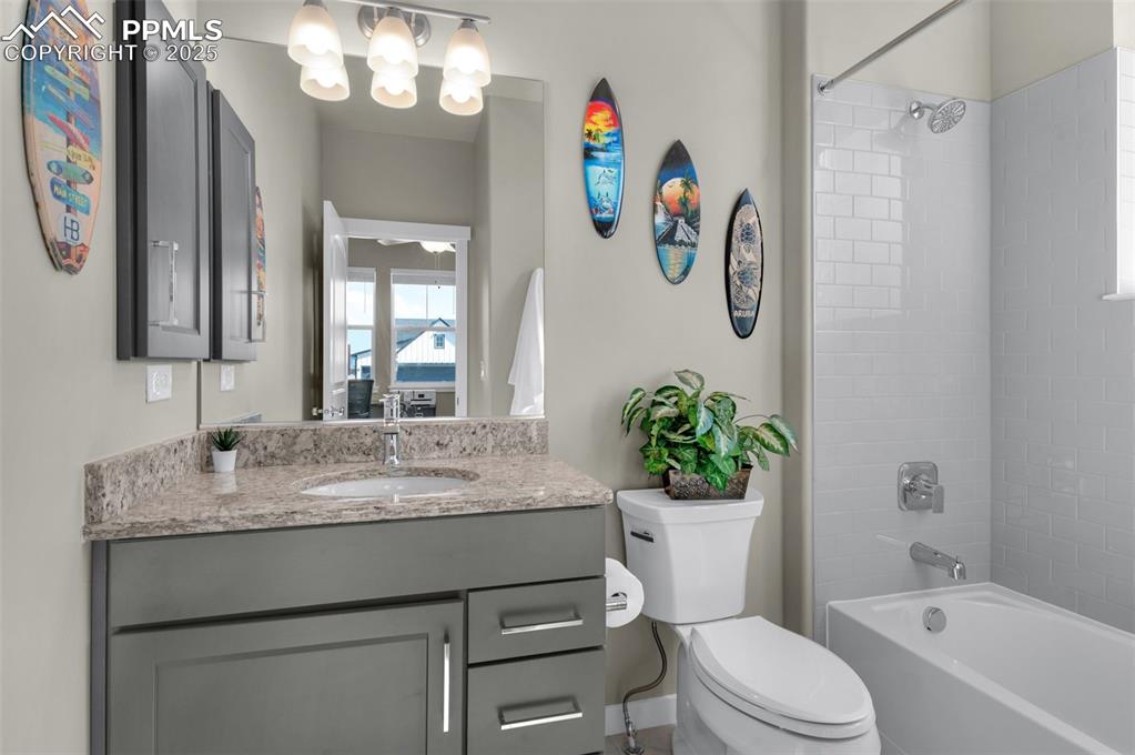 Image 16 of 50: Main Level Full Bath