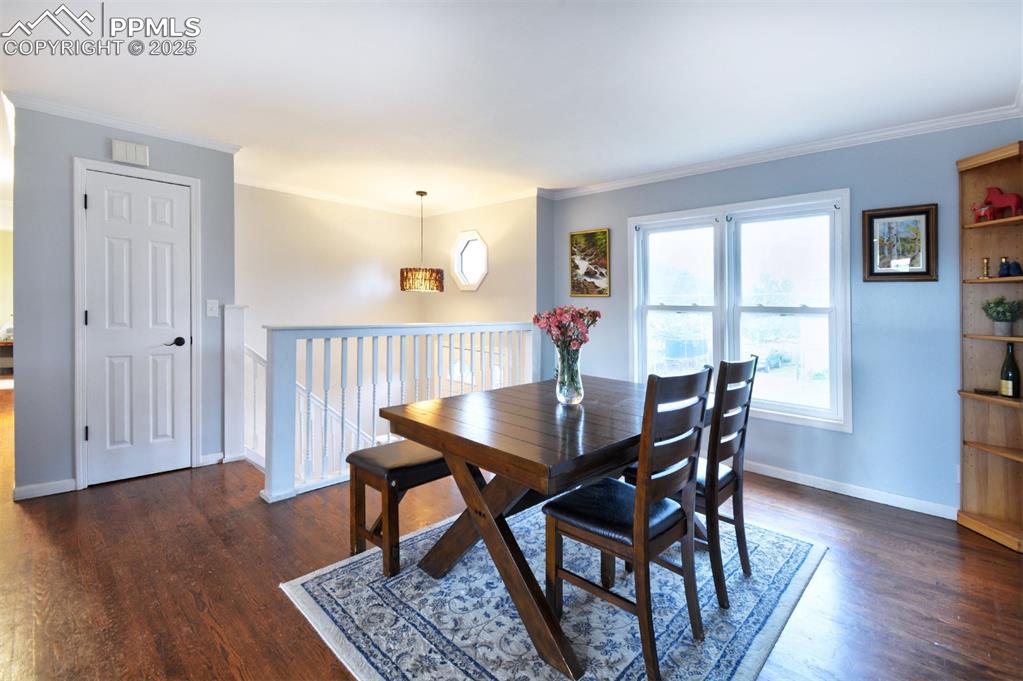 Image 8 of 32: Enjoy a versatile space that can be customized as either a dining area or a