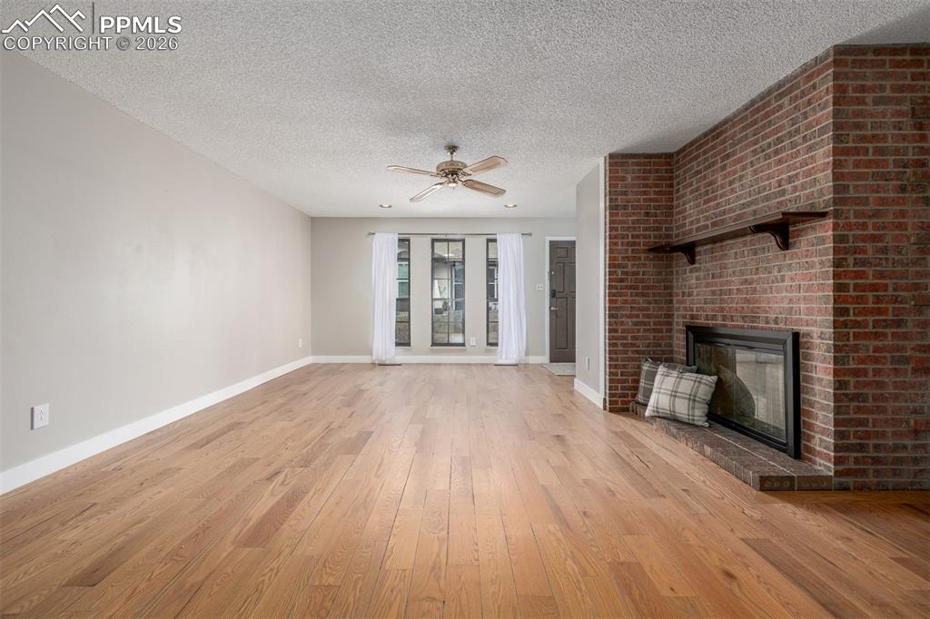 Image 8 of 36: Living Room