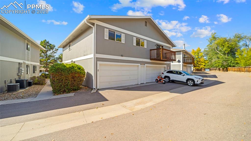 Image 20 of 30: Front of Structure