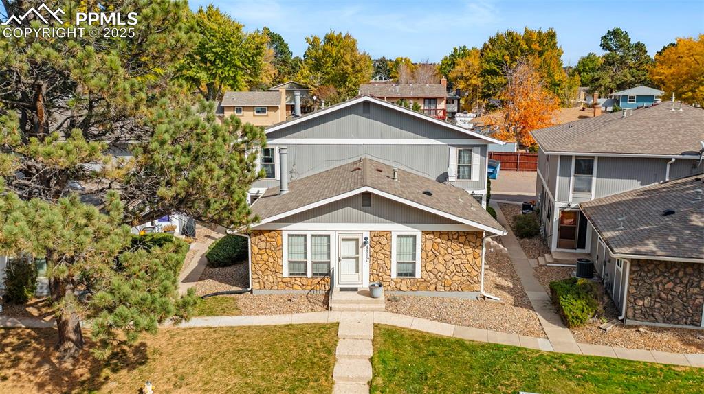 Image 22 of 30: Front of Structure