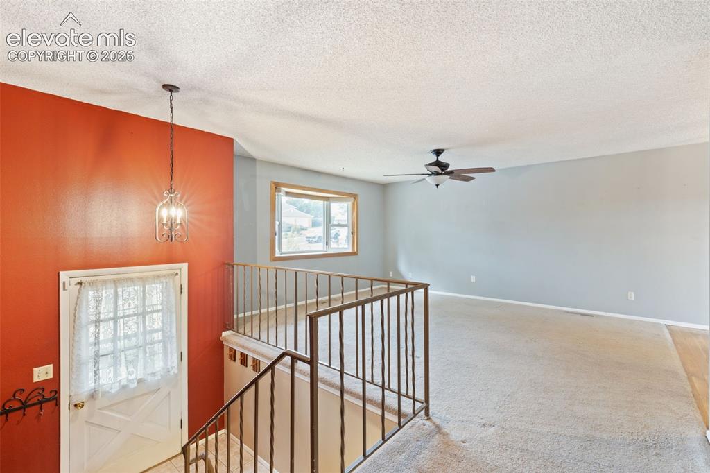 Image 7 of 44: Entry way