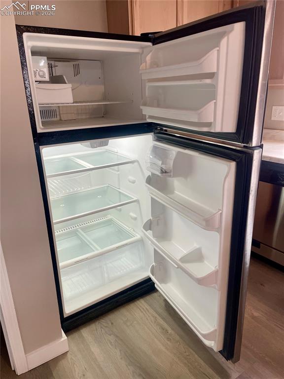 Image 24 of 43: Stain Steel refrigerator