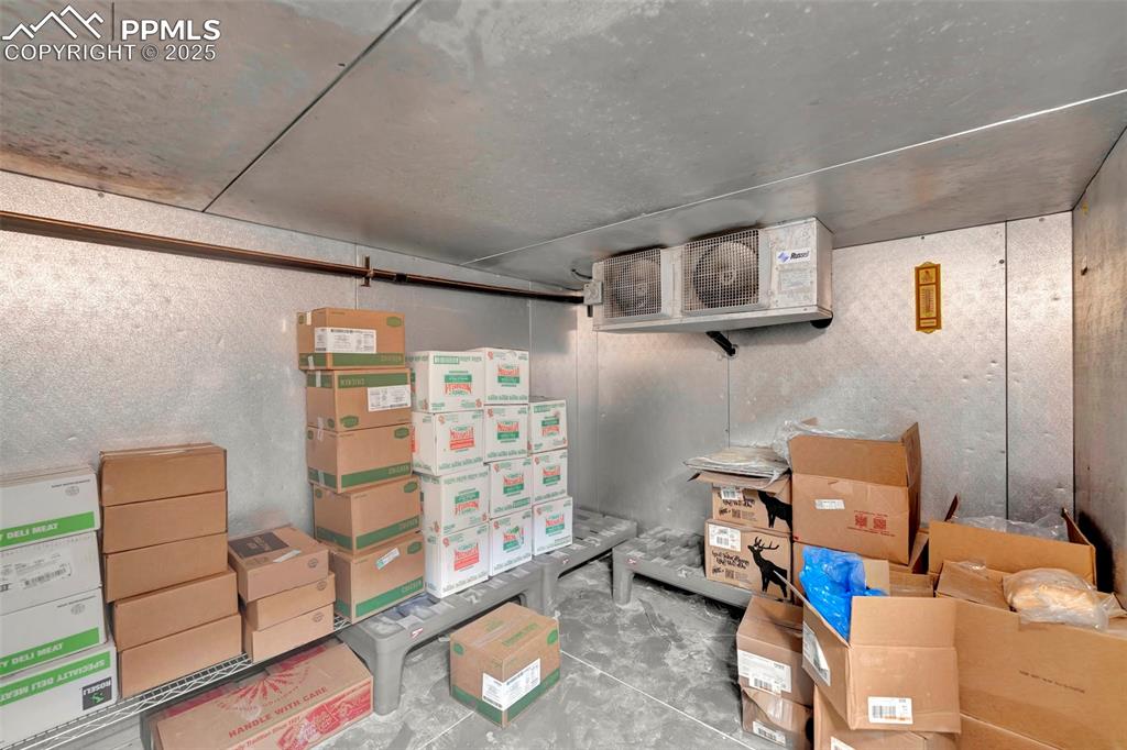 Image 29 of 48: Storage