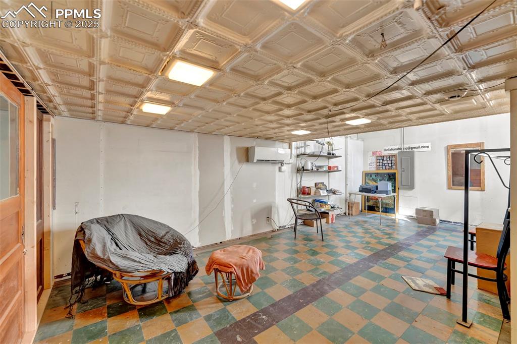 Image 35 of 48: Basement