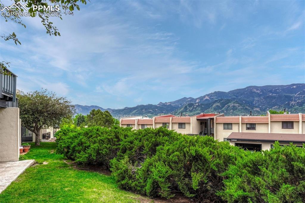 Image 22 of 27: View