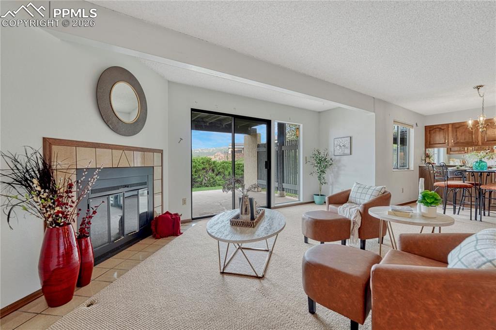 Image 8 of 27: Living Room