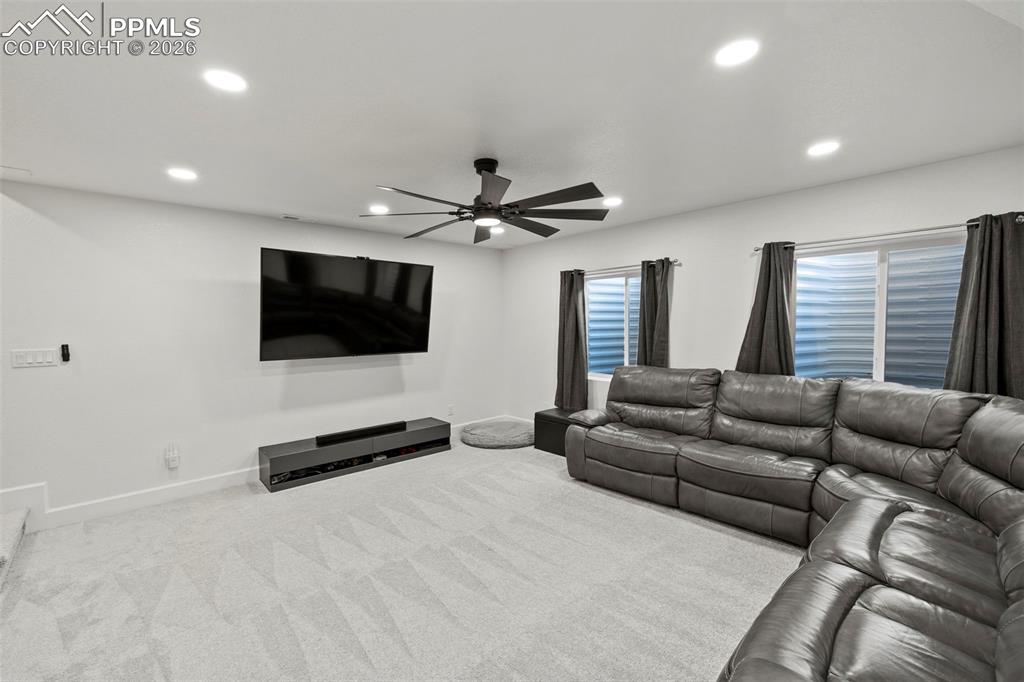 Image 24 of 39: Family Room