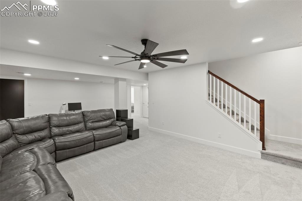 Image 26 of 39: Family Room