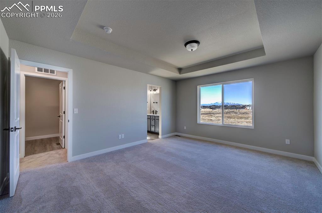 Image 21 of 35: Bedroom