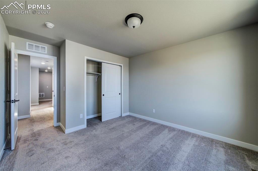 Image 31 of 35: Bedroom