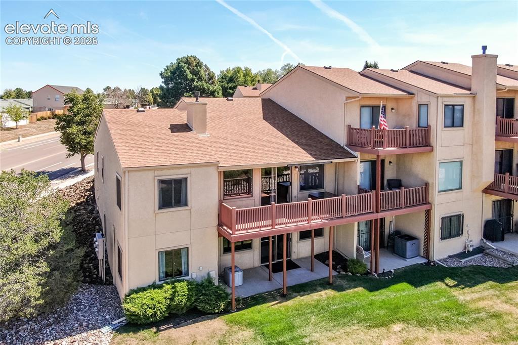 Image 9 of 29: Ranch with walk out basement