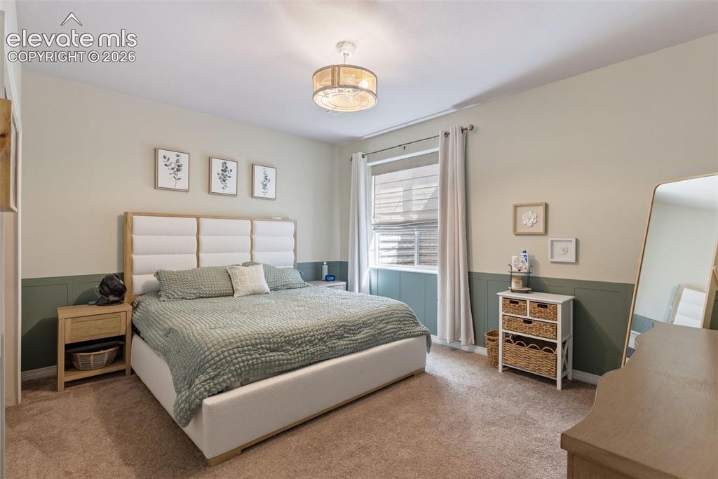 Image 14 of 29: Bedroom