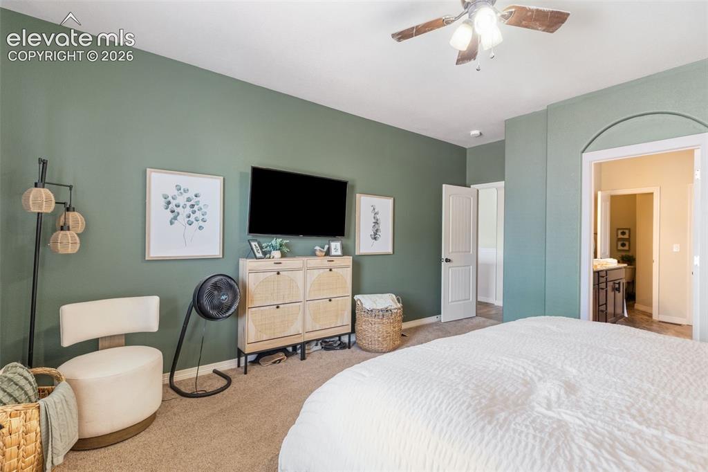 Image 15 of 29: Bedroom