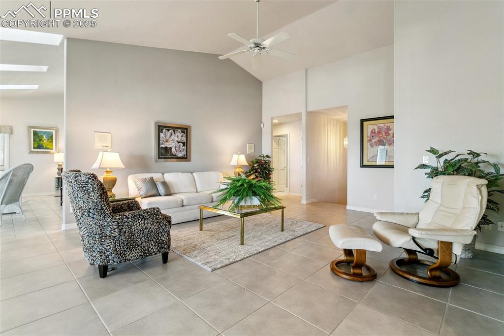 Image 17 of 50: Family Room