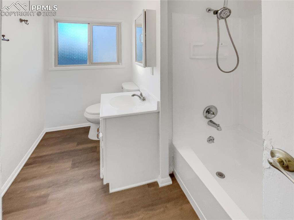 Image 10 of 16: No Description Available