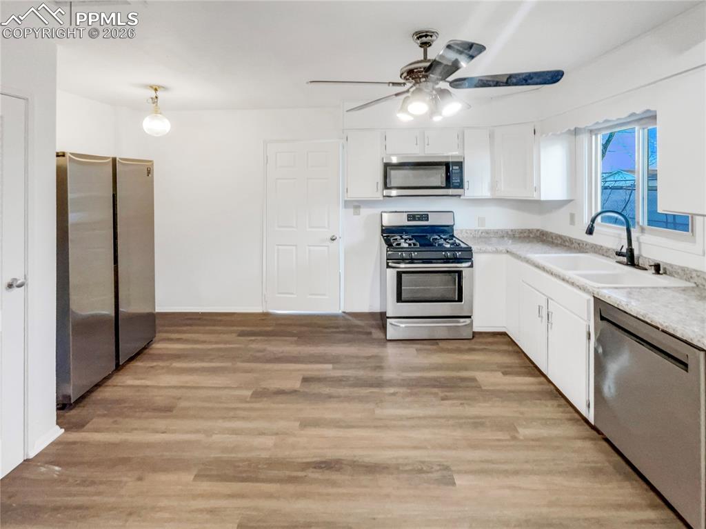 Image 7 of 16: No Description Available