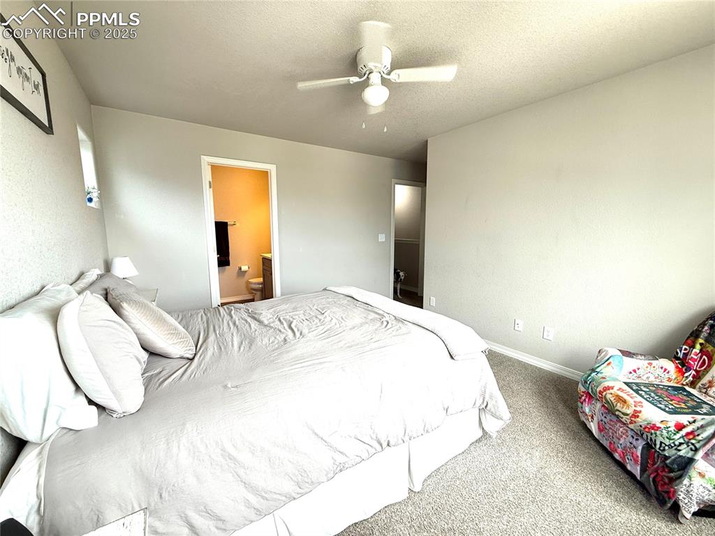 Image 33 of 46: Bedroom