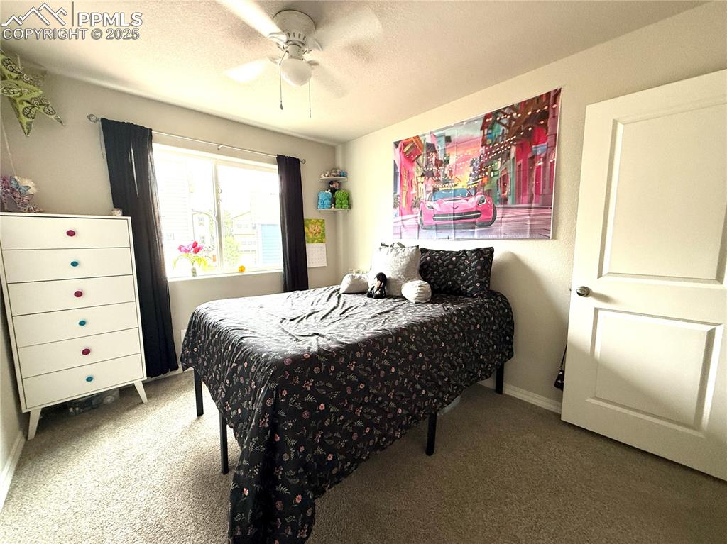 Image 39 of 46: Bedroom