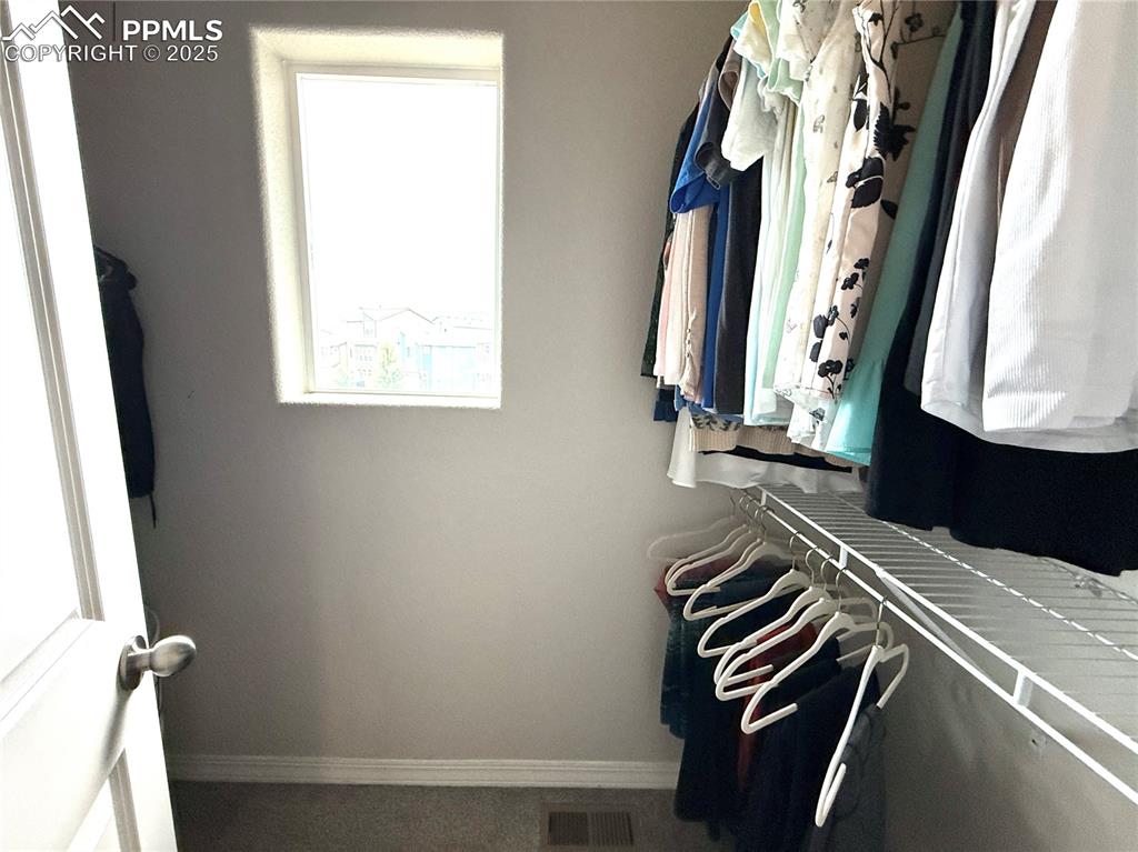 Image 41 of 46: Closet