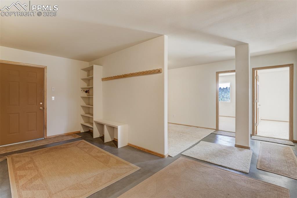 Image 22 of 45: Entry