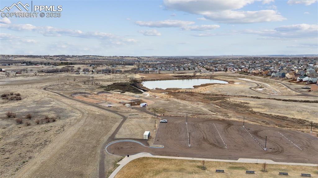 Image 39 of 48: Walking distance to park with BMX track!!!