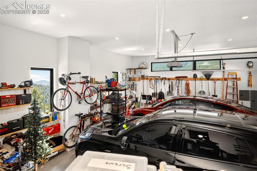 Image 47 of 50: 2 car oversized garage