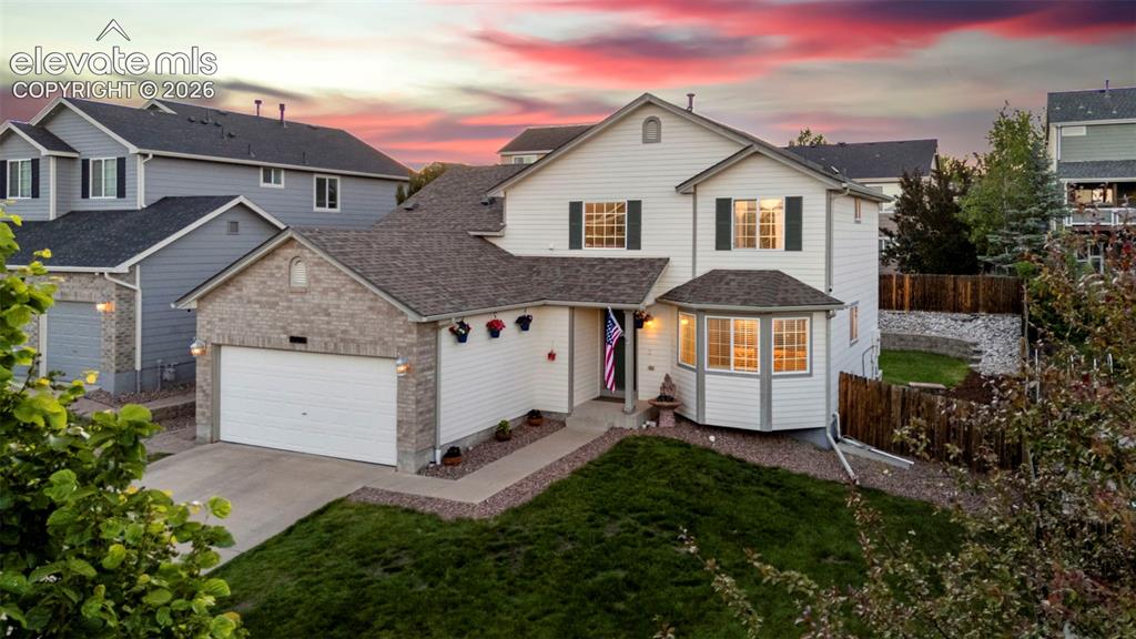 Caption: Welcome to this beautiful 4-bed 4-bath home in spectacular Ridgeview at Stetson Hills!
