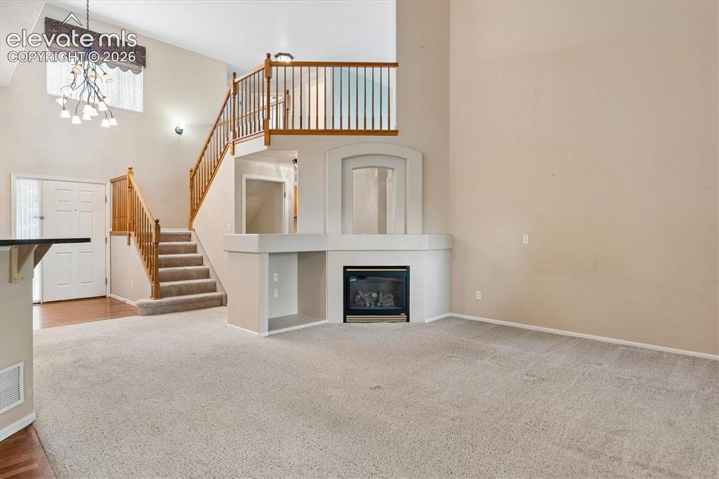 Image 5 of 33: Living Room