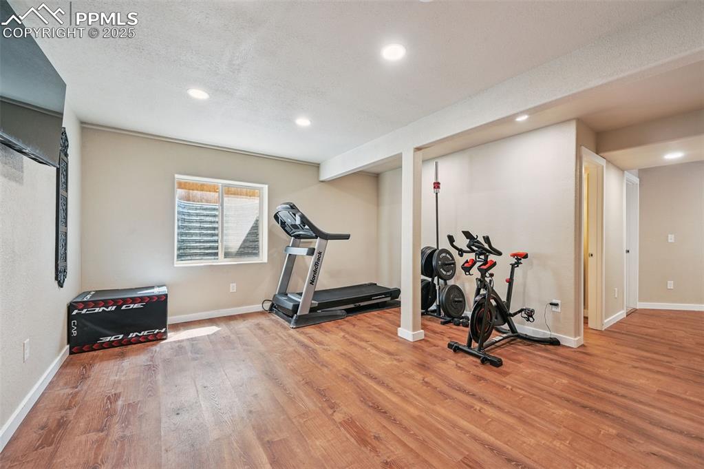 Image 32 of 49: Exercise Room