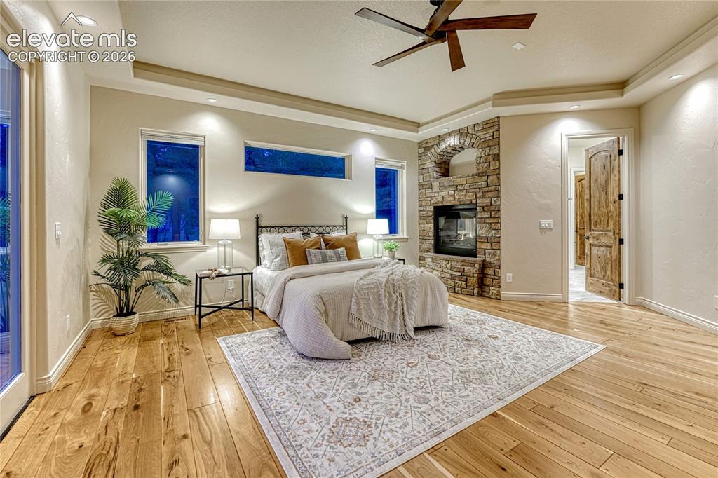 Image 16 of 48: Master Bedroom