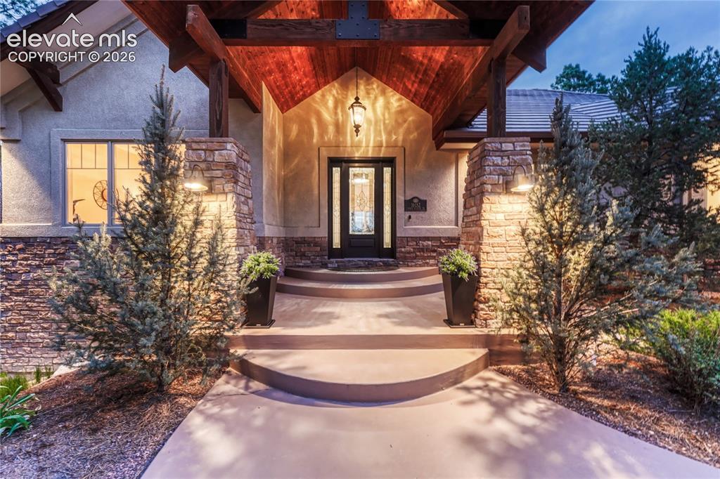Image 3 of 48: Come on in and see the updates - they are STUNNING!