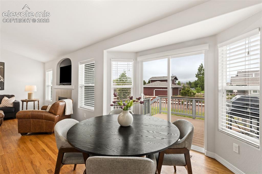 Image 14 of 37: Dining Area