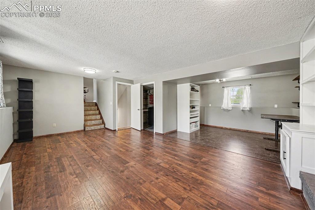 Image 10 of 24: Living Room