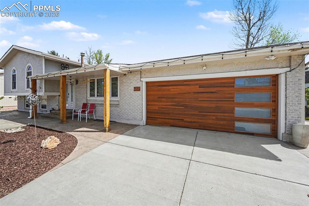 Image 2 of 24: Front of Structure