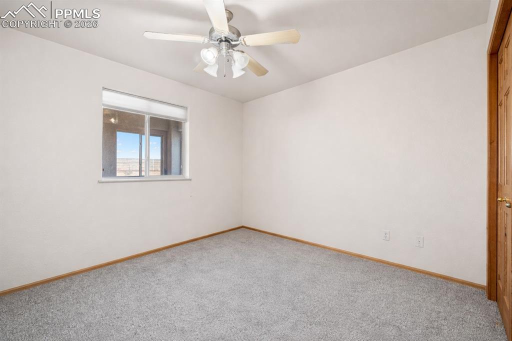 Image 16 of 46: Bedroom