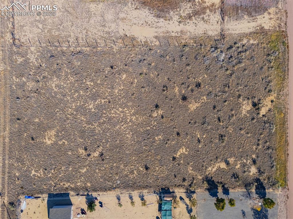 Image 7 of 7: Aerial overview of property
