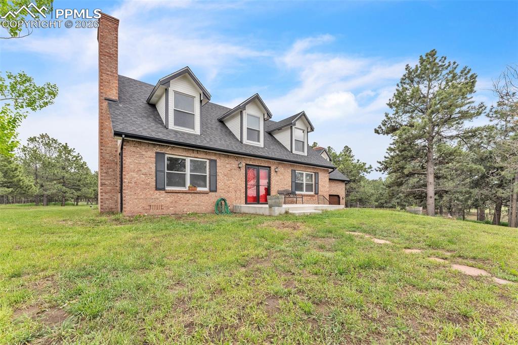 Image 3 of 50: Front of Structure