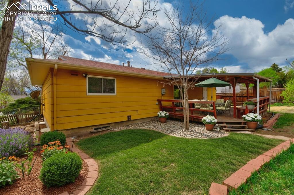 Image 42 of 46: Virtually Staged