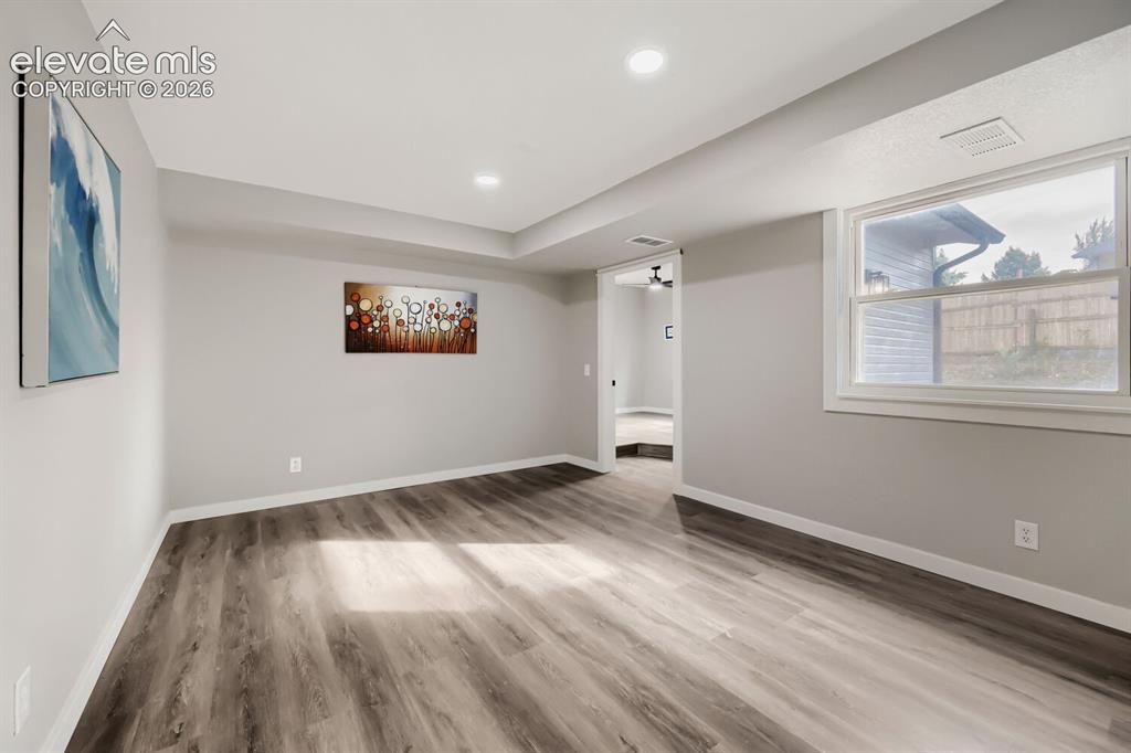 Image 8 of 24: Living Room