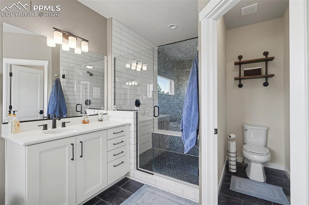 Image 25 of 50: Master Bathroom