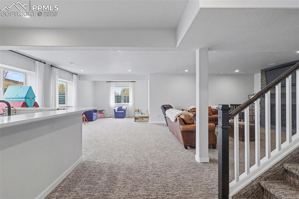 Image 29 of 50: Family Room