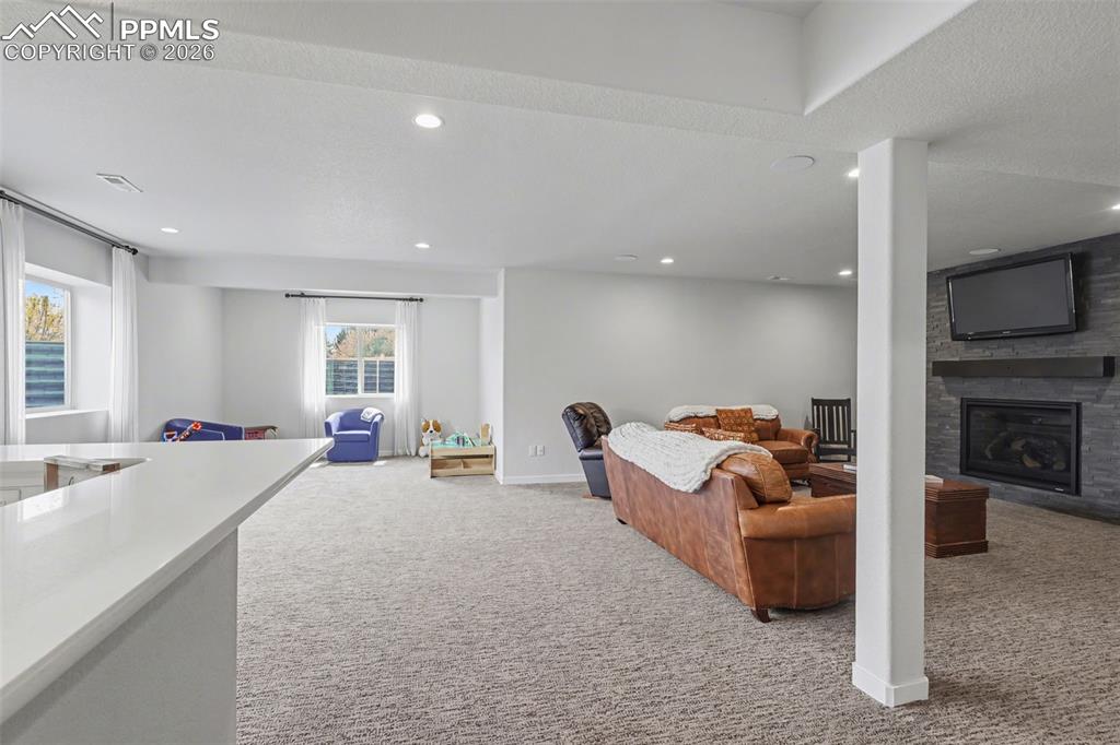 Image 30 of 50: Family Room