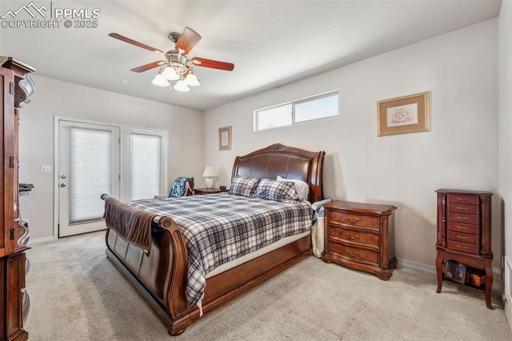 Image 5 of 28: Bedroom