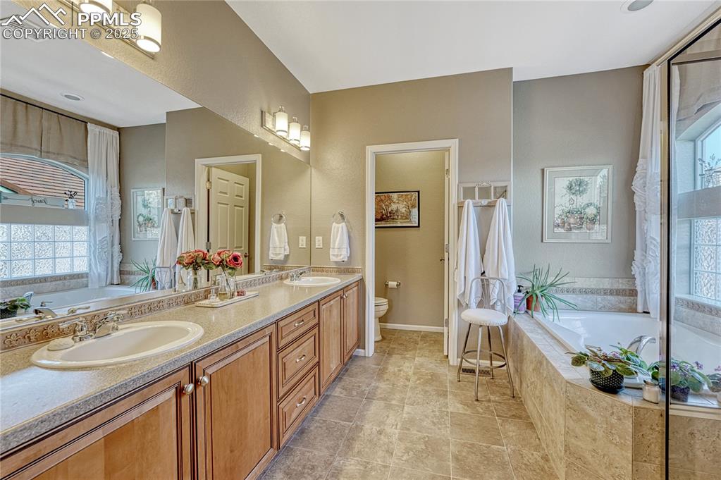 Image 25 of 43: Master Bathroom