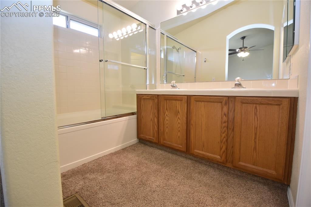 Image 21 of 36: Master Bath