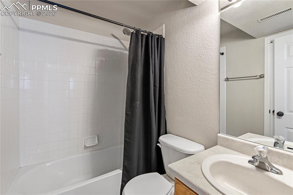 Image 21 of 27: Full bathroom in the basement